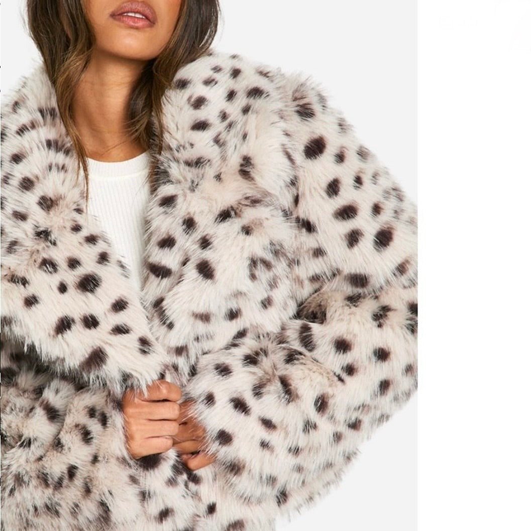 Boohoo Faux Fur Leopard Crop Jakcet