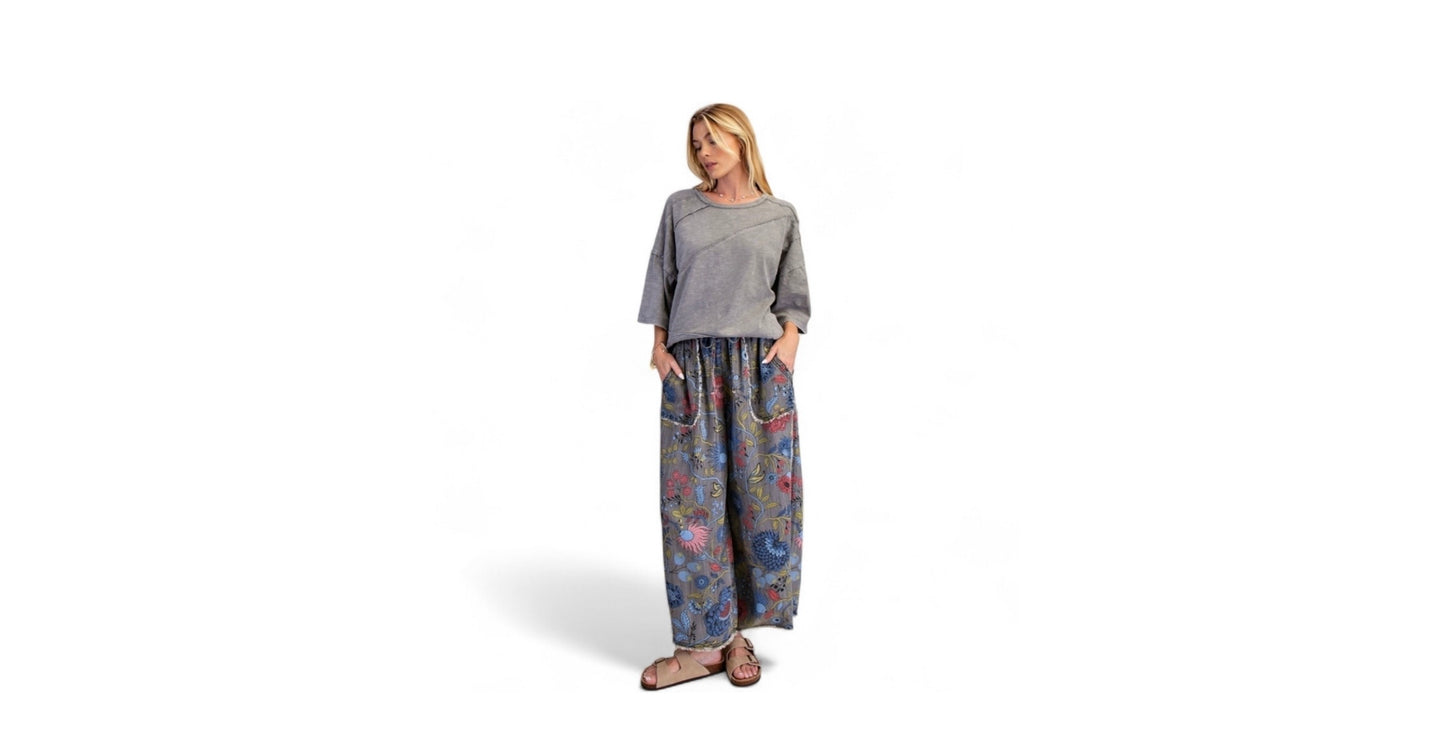 Easel An Anthropologie Brand Dark Denim Wide Leg Floral Pants